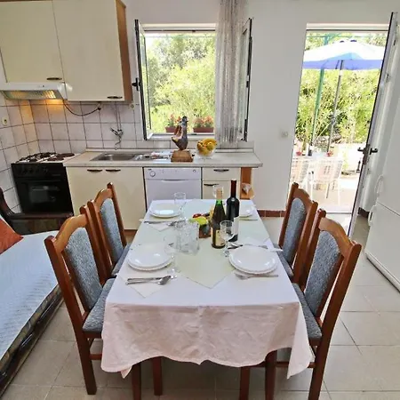 Neven Apartament Drače