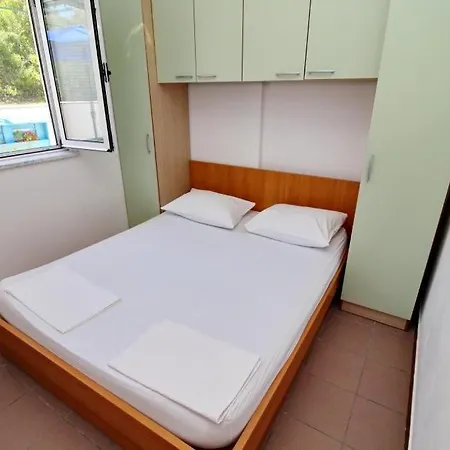 Neven Apartment Drace