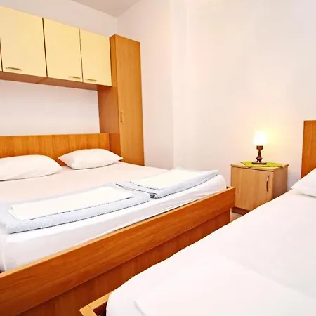 Apartment Neven *